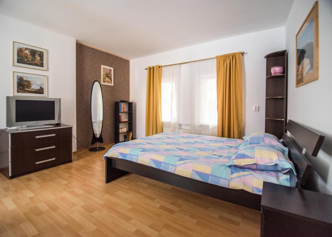 Transylvania Guest House บราชอฟ ภายนอก รูปภาพ