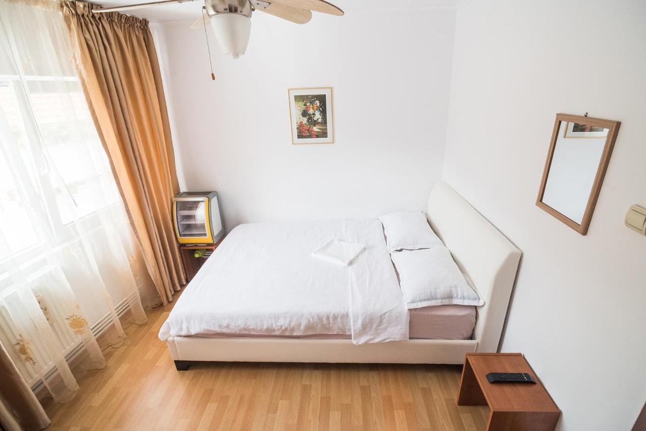 Transylvania Guest House บราชอฟ ภายนอก รูปภาพ