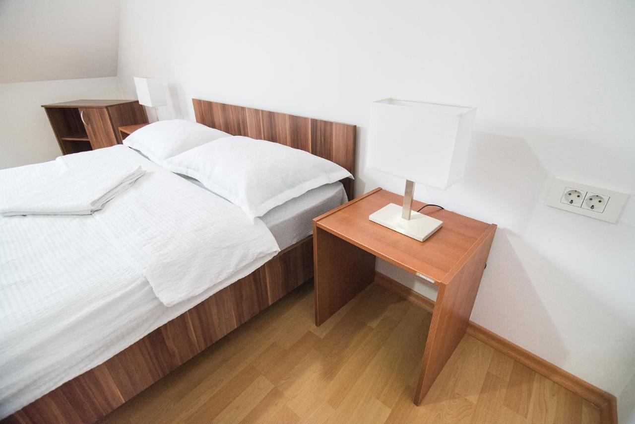 Transylvania Guest House บราชอฟ ภายนอก รูปภาพ